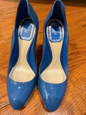Dior Blue Patent Leather Pointed-Toe Pumps